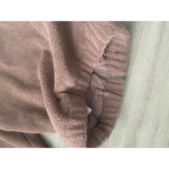 NWOT UpWest Mauve Sherpa Jacket Size Small - Picture 5 of 6